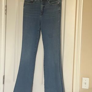 Good American Flare Jeans